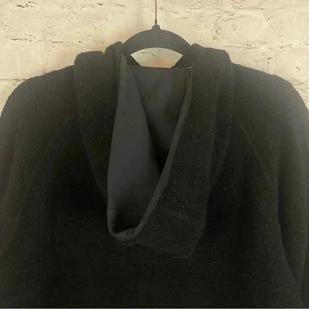 Outdoor Voices Womens XS MegaFleece 1/4 Zip Hoodie Sweatshirt Pockets Black Wool - Picture 9 of 11